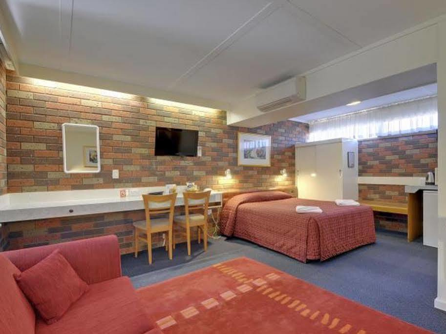 Cedar Lodge Motel Morwell Εξωτερικό φωτογραφία